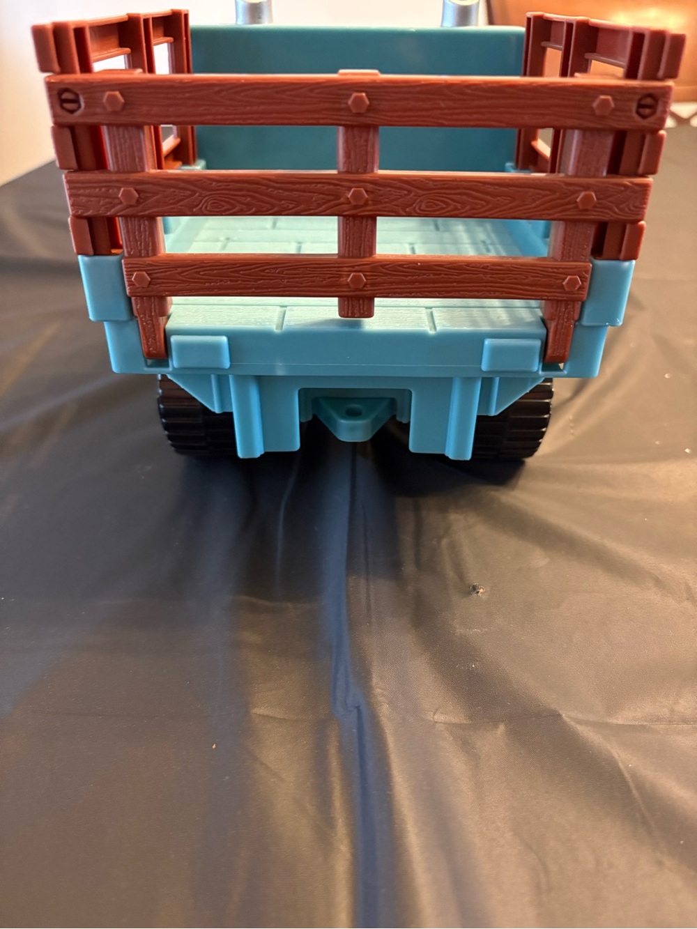 Lincoln Logs Cruisin Tonka -Light Blue Stake Bed Truck - Truck only - Picture 3 of 10